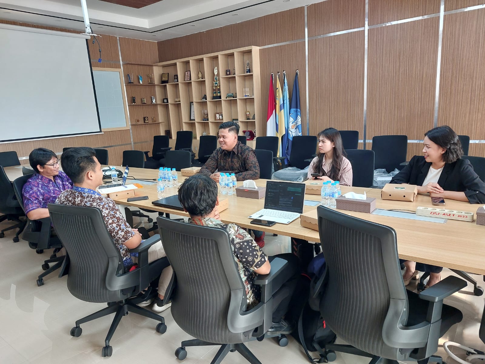 Kunjungan ITSec ke Departemen Sistem Informasi ITS untuk Partnership