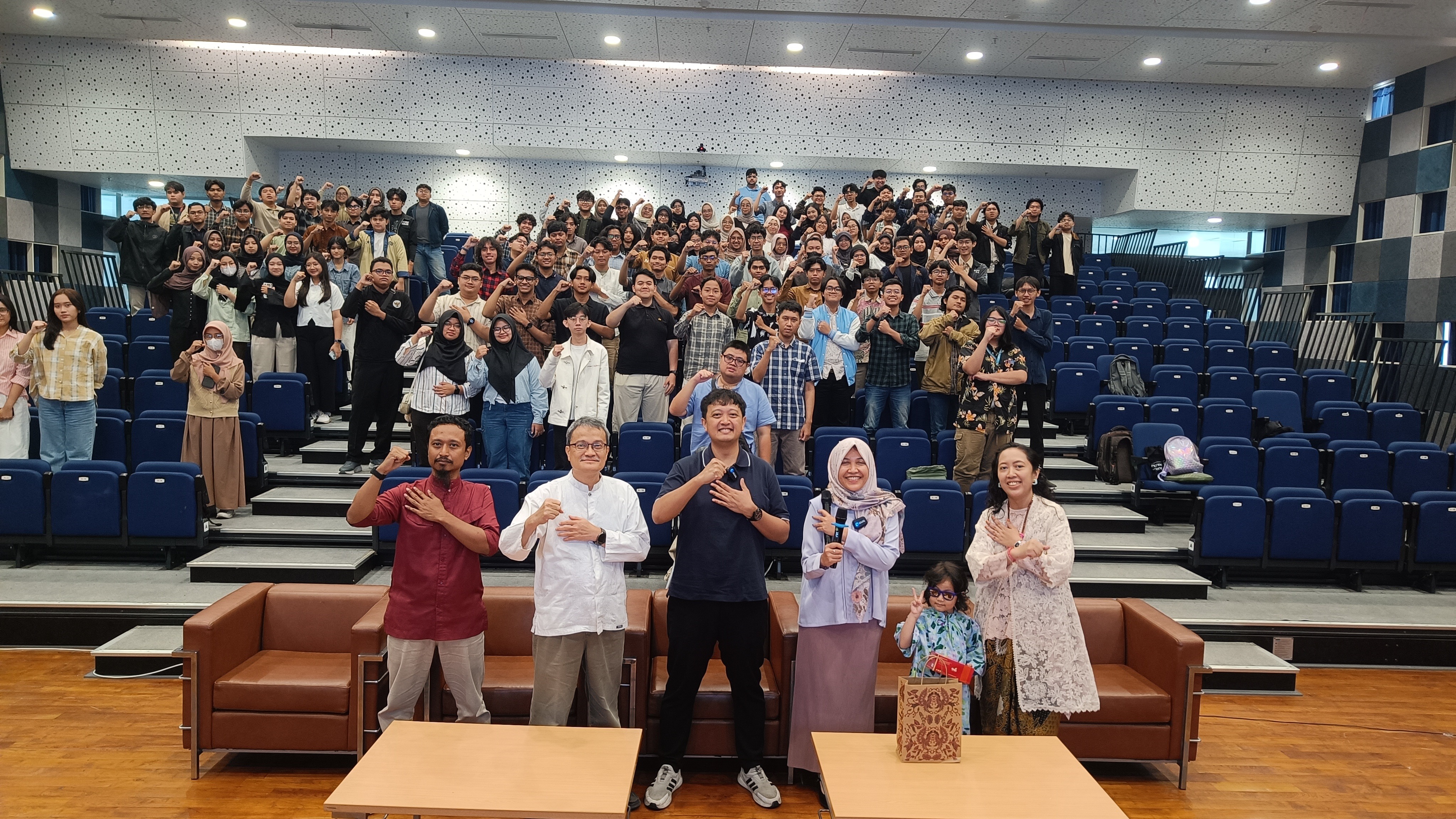 “The Untold Secret of Data Science” bersama Dhany Saputra, PhD