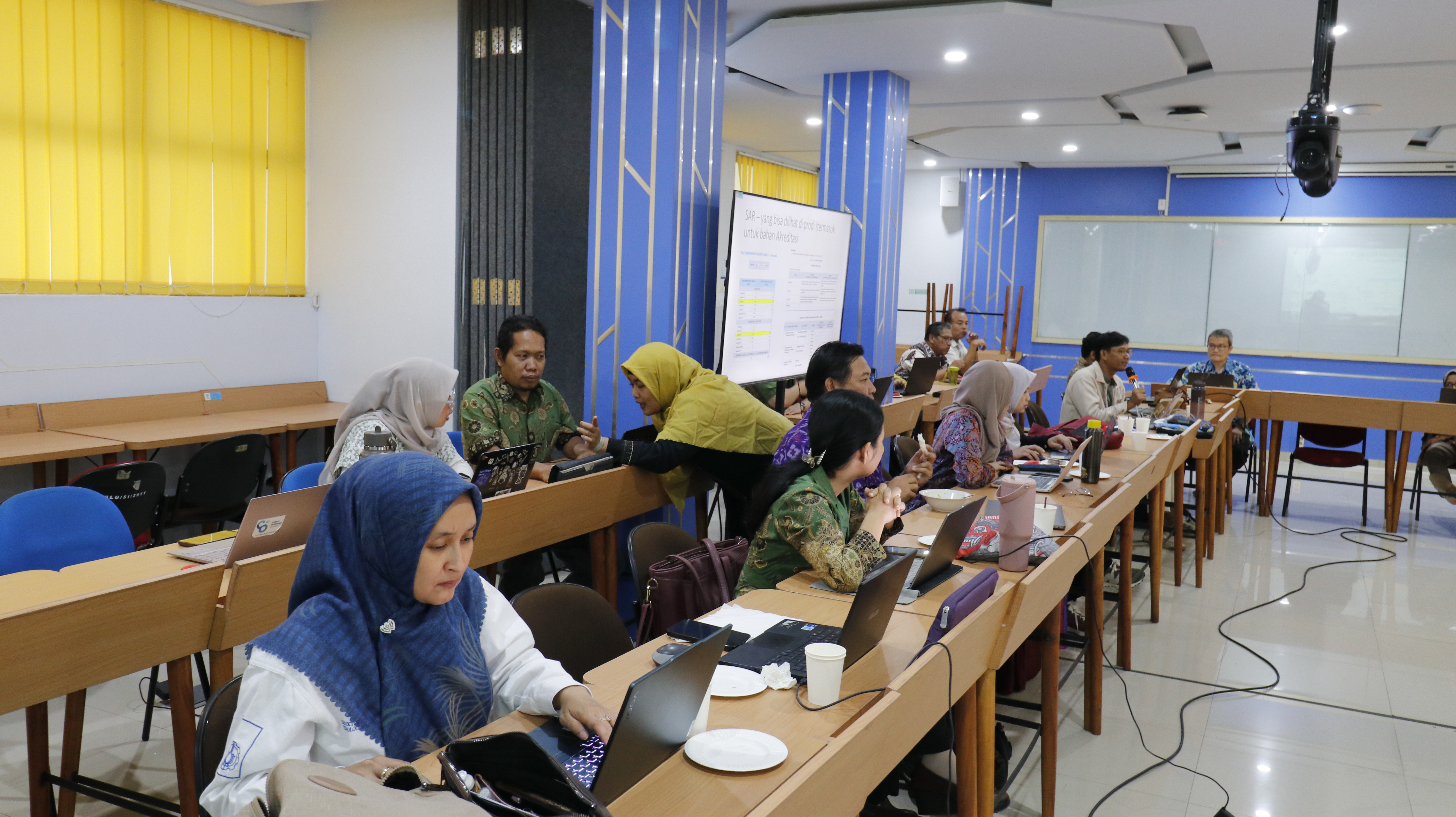 lecturer