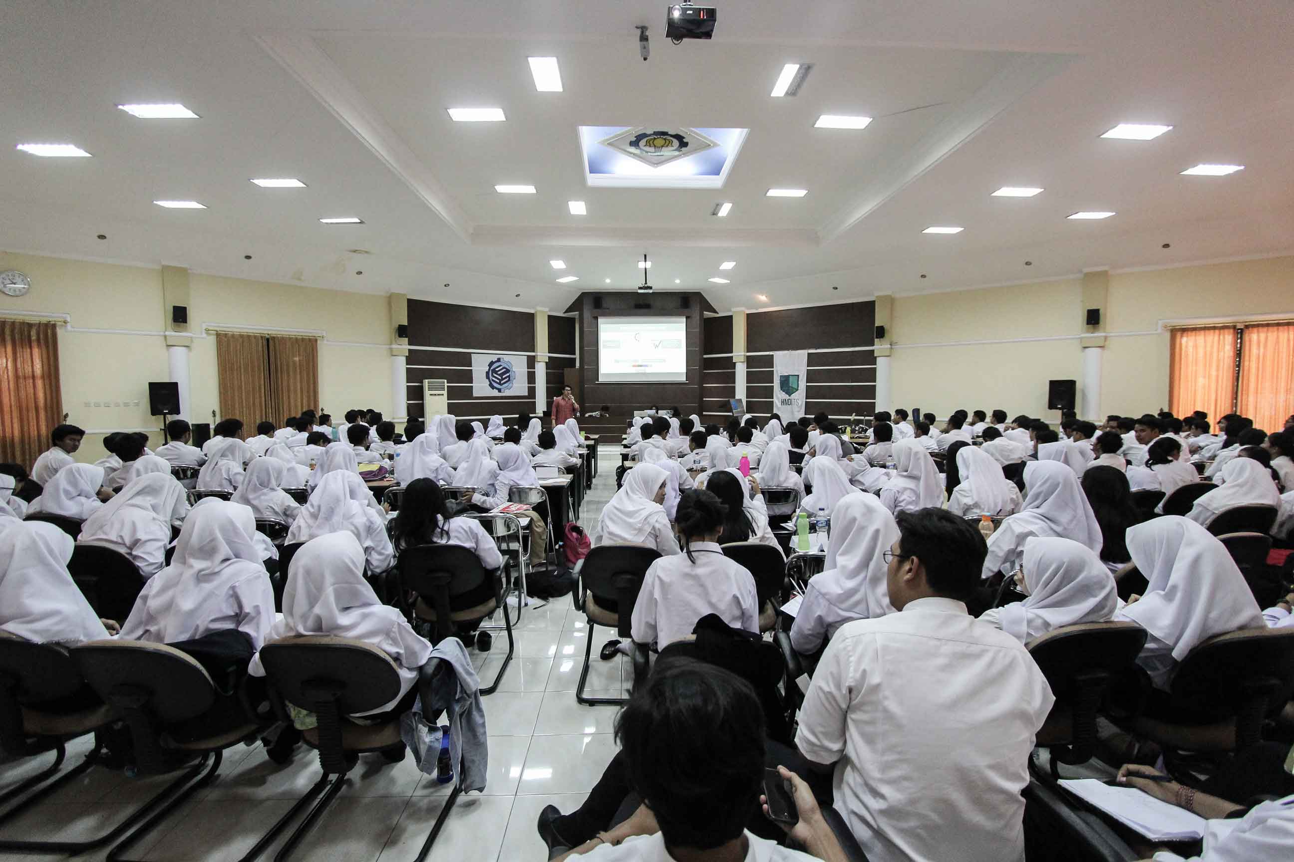 Peraturan dan Informasi