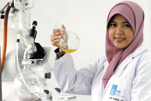 Lecturer
