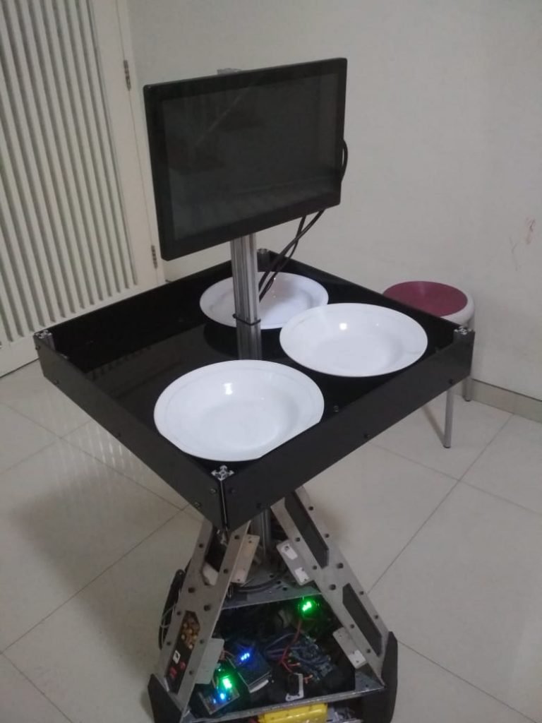 Gandeng RSUA, ITS Kembangkan Robot Pelayan Pasien Covid19